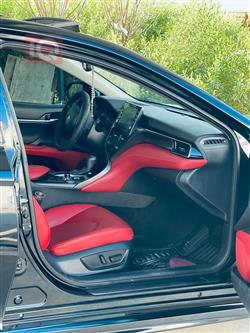 تۆیۆتا کامری